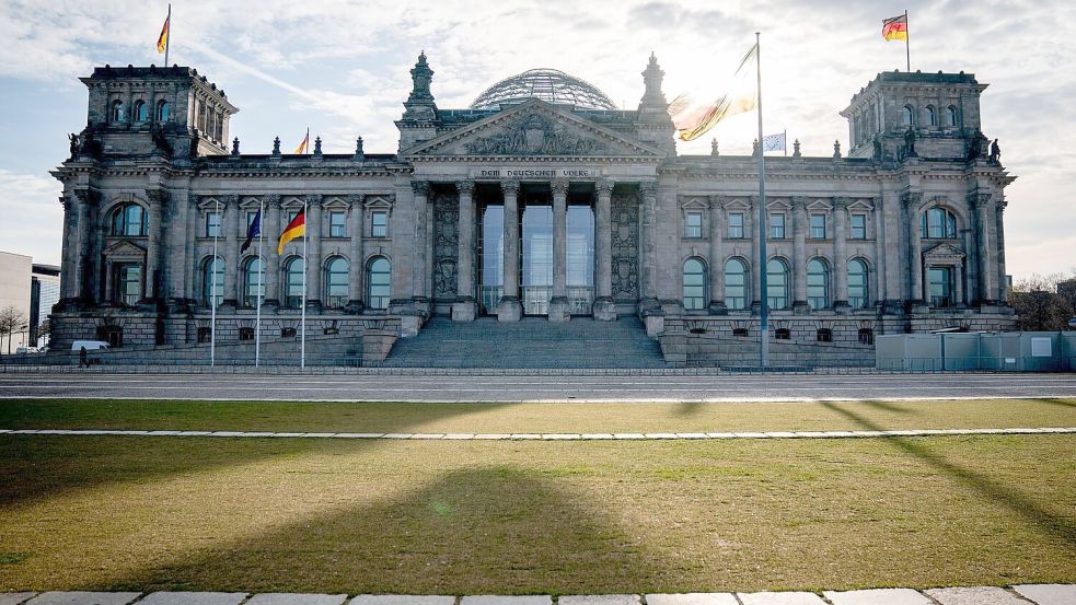 Der Petitionsausschuss des Bundestages berät öffentlich über erfolgreiche Eingaben. (Symbolbild) Foto: Kay Nietfeld