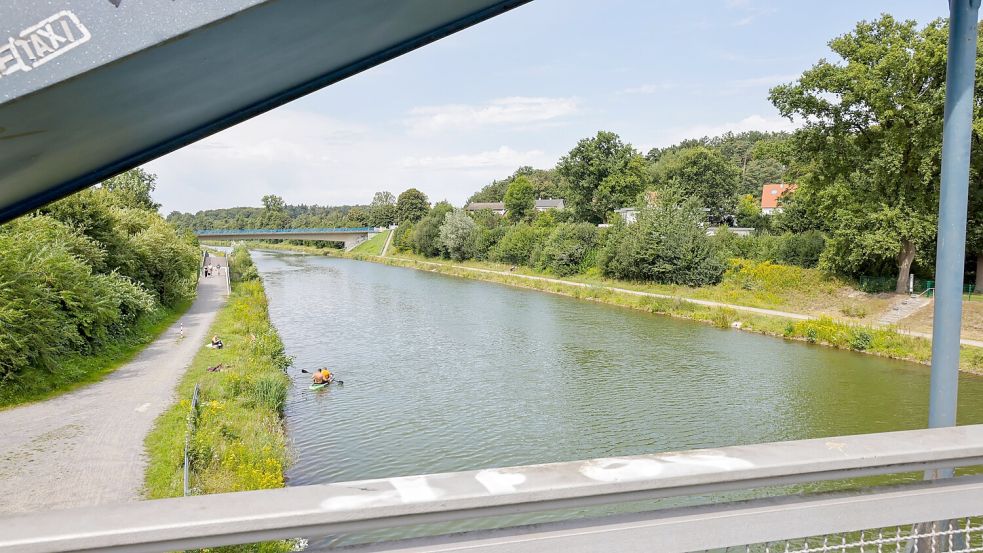 Der Stichkanal verbindet den Osnabrücker Hafen mit dem Mittellandkanal bei Bramsche-Pente. Foto: Jörn Martens