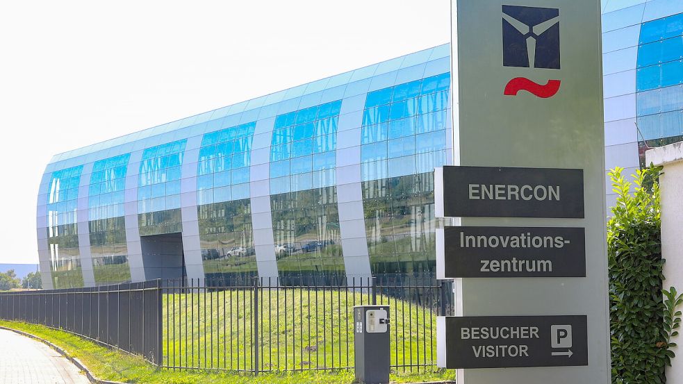 Hier sitzt die Chefetage: Das „Innovationszentrum“ von Enercon in Aurich-Sandhorst. Foto: Romuald Banik