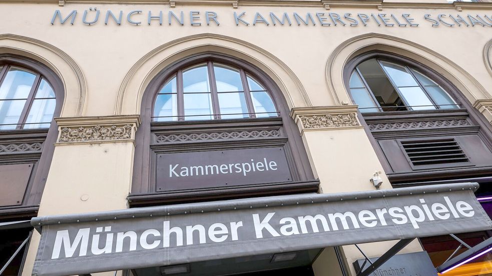 Die Münchner Kammerspiele sahnten in der Kritikerumfrage ab. (Archivbild) Foto: Peter Kneffel/dpa