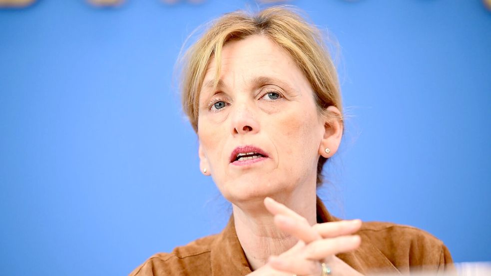 Familienministerin Prien will die Kinder- und Jugendhilfe neu ordnen. (Archivbild) Foto: Sebastian Gollnow/dpa