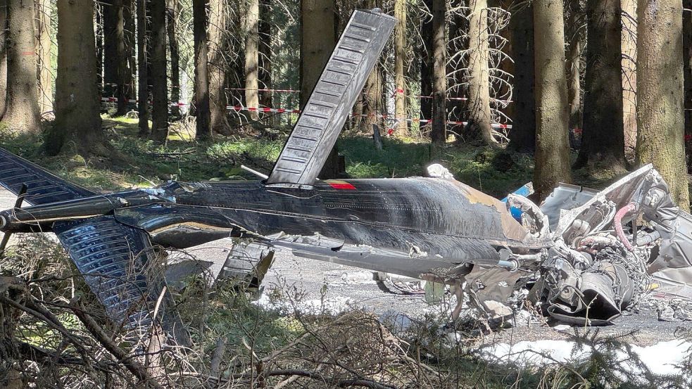 Der Pilot des abgestürzten Hubschrauber starb noch an der Unfallstelle. Foto: Stephan Fricke