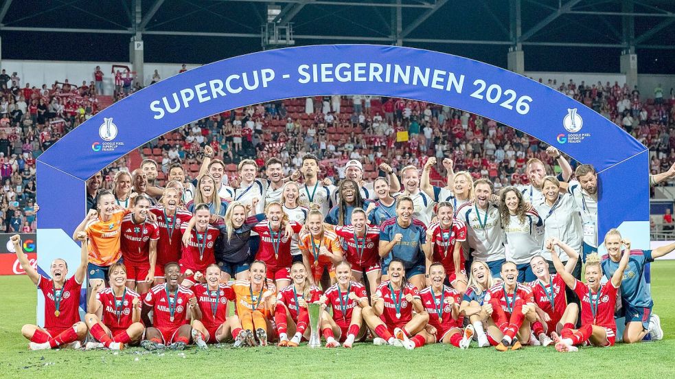 Wieder geschafft. Die Bayern-Frauen holen erneut den Supercup. Foto: Peter Kneffel
