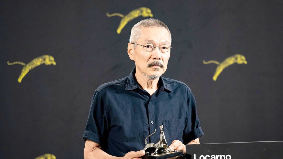 Der südkoreanische Filmregisseur Hong Sang-soo wurde für die beste Regie ausgezeichnet. Foto: Jean-Christophe Bott