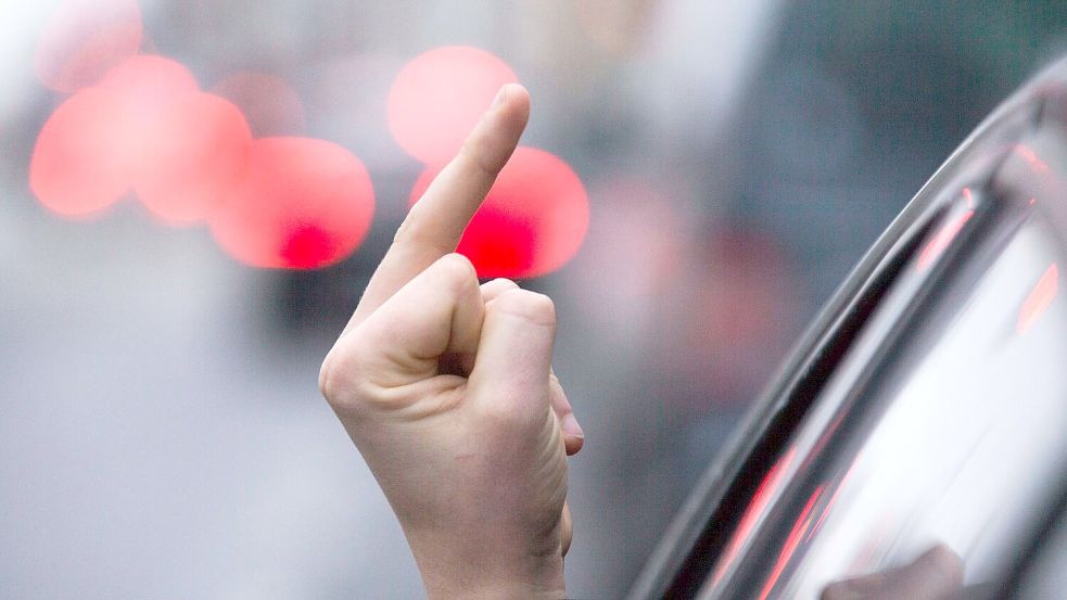Die Aggression im Straßenverkehr hat zugenommen. (Symbolbild) Foto: Jens Büttner