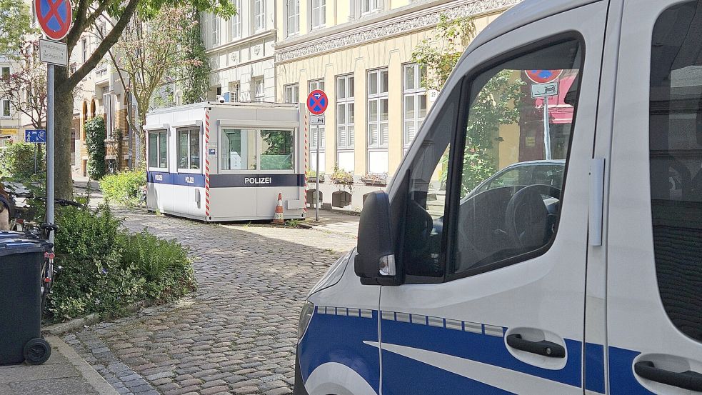 Scholz Wohnung in Hamburg Altona: Nachbarn berichten, dass Scholz nur noch sporadisch erscheine. Seinen Hauptwohnsitz soll er bereits 2018 nach Potsdam verlegt haben. Foto: Florian Quandt