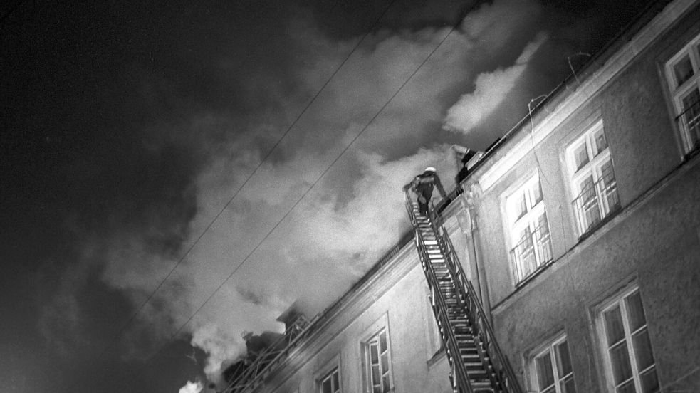 Bei einem Großfeuer im Alten- und Fremdenheim der israelischen Kultusgemeinde (IKG) in München am 13. Februar 1970 sind sieben Menschen ums Leben gekommen. Foto: dpa/Joachim Barfknecht