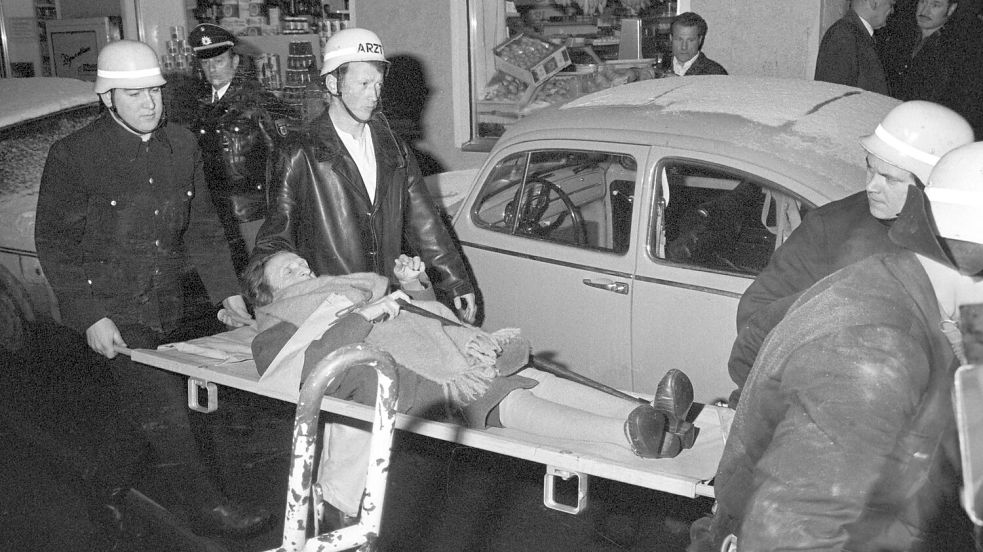 Fünfzehn Menschen wurden bei dem Anschlag verletzt, vier von ihnen schwer. (Archivbild) Foto: picture alliance / Joachim Barfk