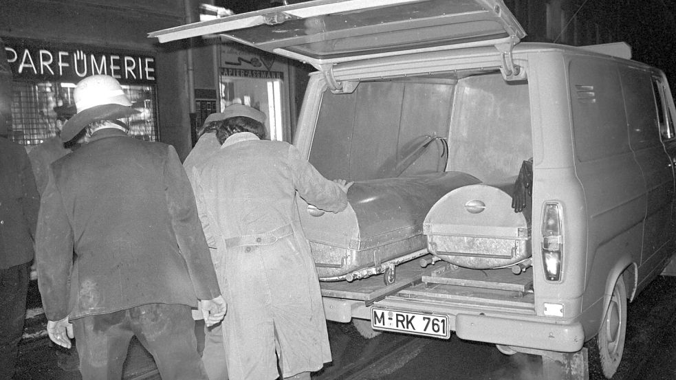 Bei dem Brand starben damals sieben Menschen. (Archivbild) Foto: picture alliance / Gerhard Rauch