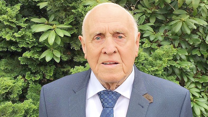 Andreas Lengert im Jahr 2018. Er starb 2023 im Alter von 95 Jahren. Nun soll der Extumer Dorfplatz nach ihm benannt werden. Foto: Archiv