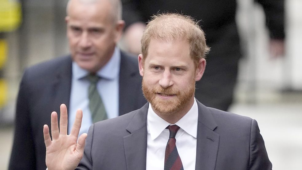 Prinz Harry will mit seiner Familie wieder nach England ziehen. Foto: Aaron Chown/PA Wire/dpa