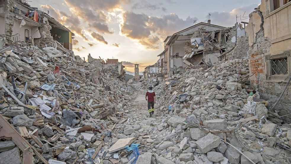 Die Bilder der Zerstörung gingen damals um die Welt. Foto: Alessandro Di Meo