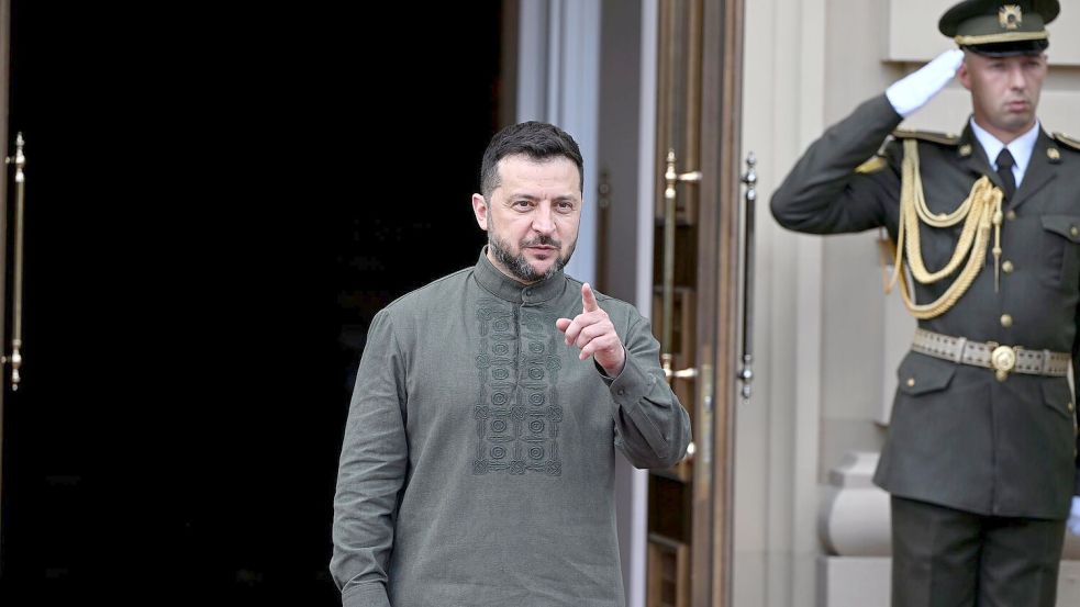 Der ukrainische Präsident Wolodymyr Selenskyj hat zum 35. Jahrestag der Unabhängigkeit des Landes weiteren Widerstand gegen Russlands Angriffskrieg angekündigt. Foto: Antti Aimo-Koivisto/Lehtikuva/dp