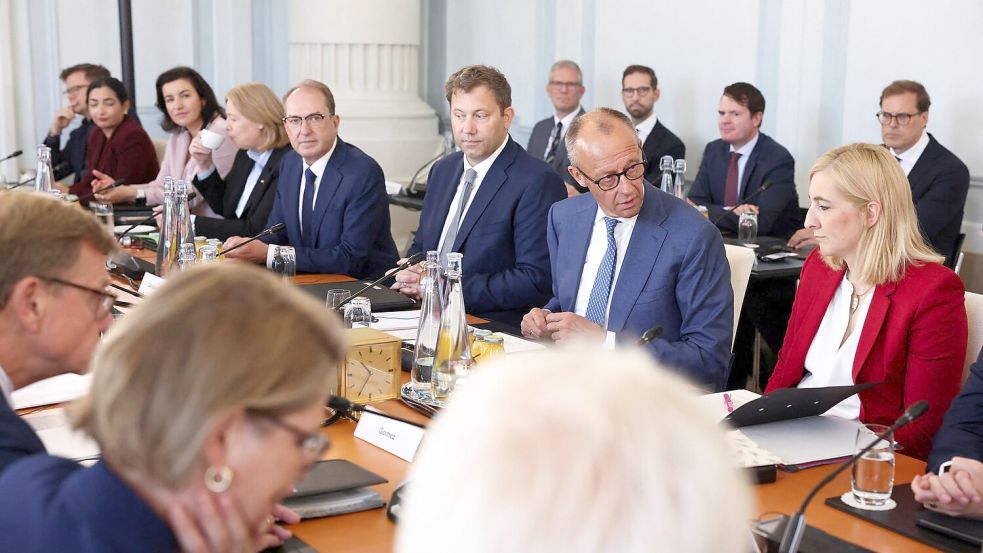 Die schwarz-rote Koalition rüstet sich für einen arbeitsreichen Herbst. Foto: Liesa Johannssen/Reuters/Pool/dp