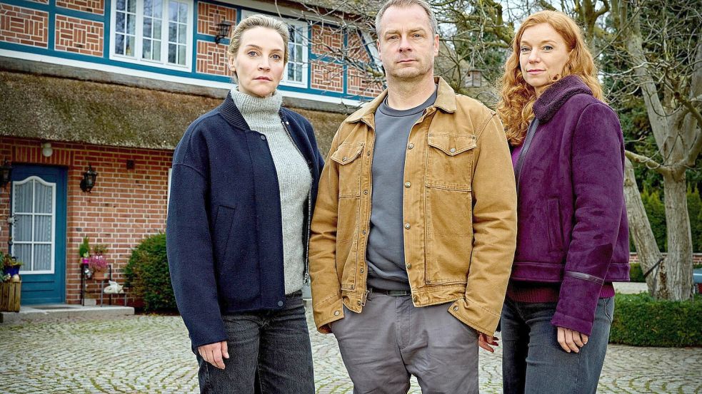 Nord bei Nordwest: Hannah Wagner (Jana Klinge), Hauke Jacobs (Hinnerk Schönemann) und Jule Christiansen (Marleen Lohse) lösen zwei neue Fälle. Foto: NDR/ARD/Sandra Hoever