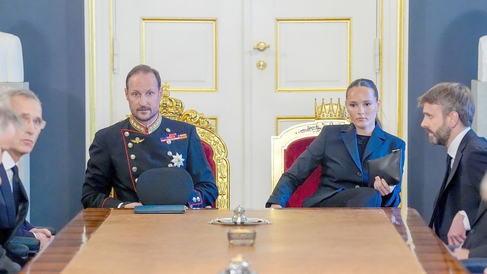 König Haakon und Thronprinzessin Ingrid Alexandra. Foto: Heiko Junge/NTB Pool/dpa