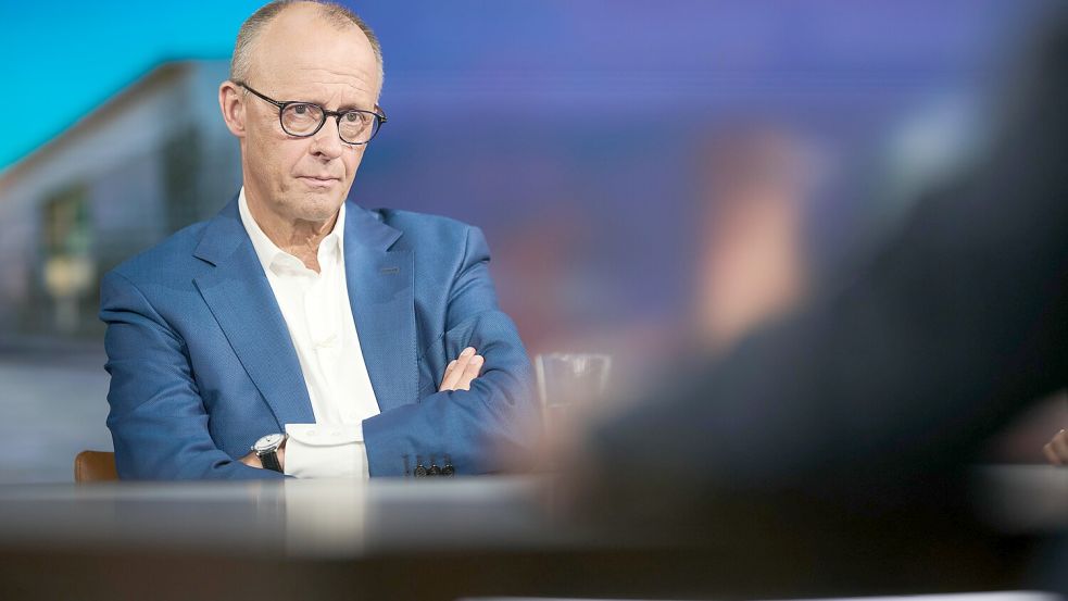 Bundeskanzler Friedrich Merz (CDU) reagierte in einer RTL-Sendung mit Pinar Atalay verschnupft auf Kritik an seiner Amtsführung und an Gesetzentwürfen seiner Regierung. Foto: dpa/Sebastian Christoph Gollnow