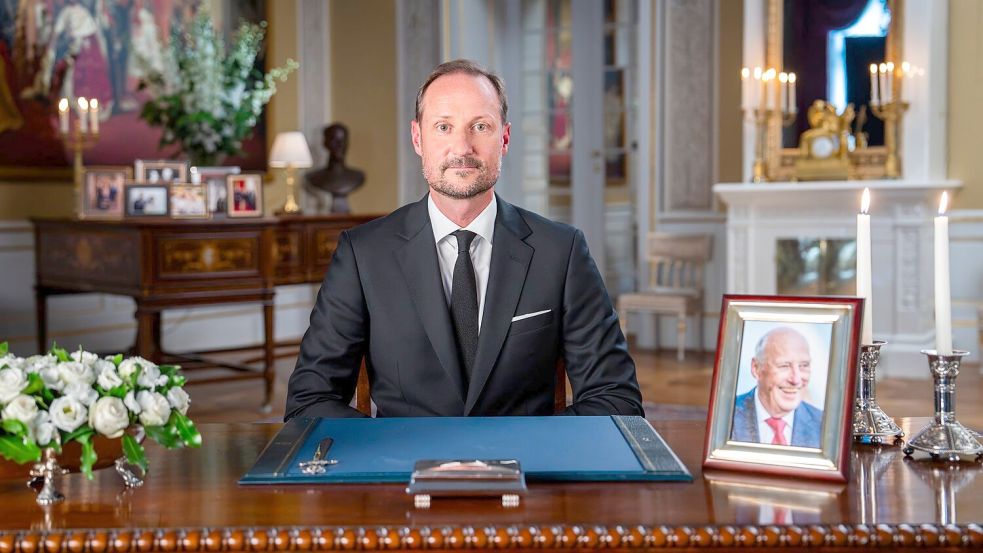 Haakon VIII. hat am Samstagabend seine erste Rede als neuer norwegischer König gehalten. Foto: Heiko Junge