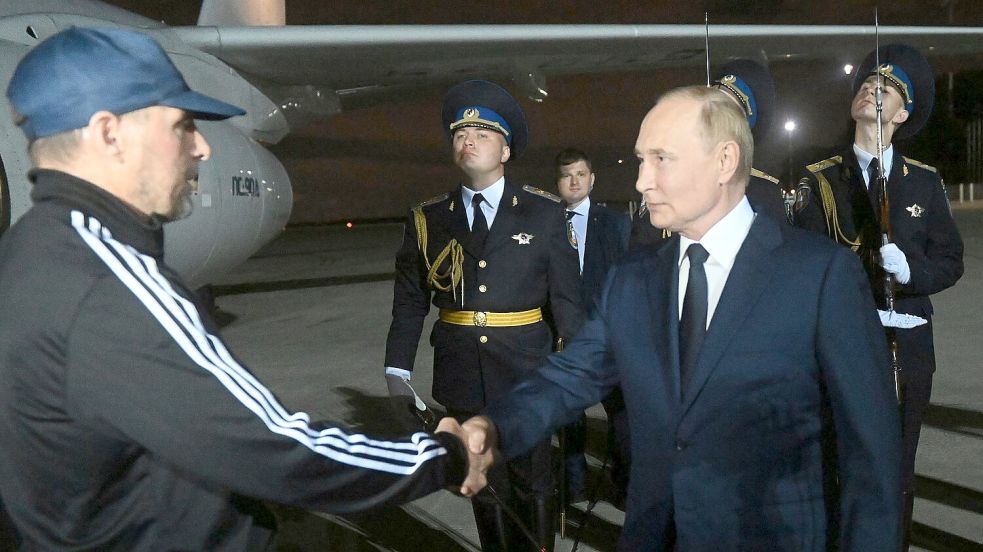 Den Mord an einem georgischen Staatsbürger in einem Berliner Park stufte das Gericht als Staatsterrorismus ein. Der verurteilte Täter, ein russischer Agent, wurde von Präsident Wladimir Putin nach der Ankunft in Moskau persönlich begrüßt. (Archivfoto) Foto: Mikhail Voskresensky/Sputnik Kre