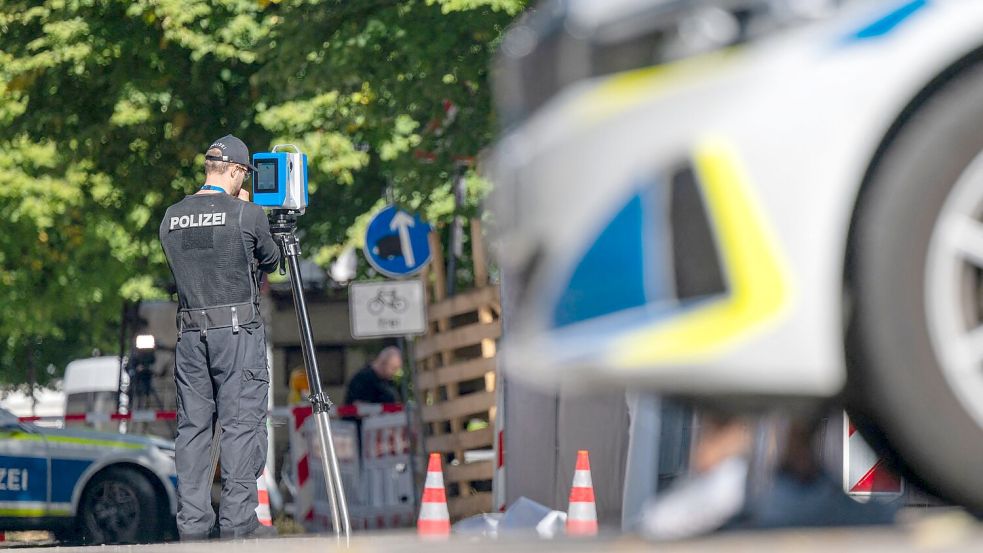 In München waren Brandsätze geflogen. Foto: Peter Kneffel