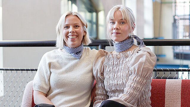 Annamari Jukkola (links) und Marjaana Vuorio wollen mit ihrer veganen Käsealternative auch den deutschen Markt erobern. Foto: Mö Foods