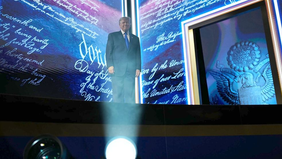 Trump schwört Republikaner auf Wahlkampf ein. Foto: Julia Demaree Nikhinson