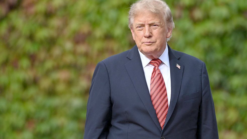 „Ich habe Freunde auf beiden Seiten, es sind großartige Menschen. Es sind Iren, wie könnte das etwas Schlechtes sein?“, sagt US-Präsident Donald Trump zu einer möglichen Wiedervereinigung von Irland und Nordirland. Foto: IMAGO/Artur Widak