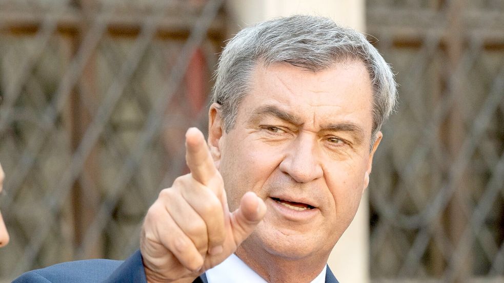 CSU-Chef Markus Söder beteuert, dass die CSU „auf keinen Fall“ einen Kanzlersturz initiieren werde. (Archivbild) Foto: Peter Kneffel