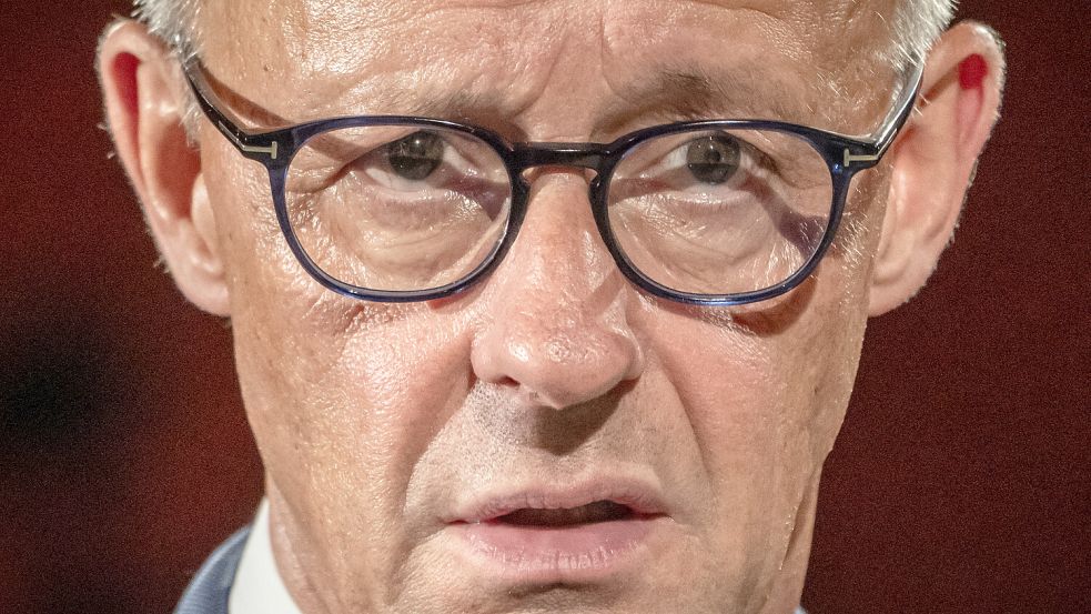 Bundeskanzler Friedrich Merz (CDU) ist unter Druck. Jetzt stellten sich die CDU-Ministerpräsidenten hinter ihn. Foto: dpa/Michael Kappeler