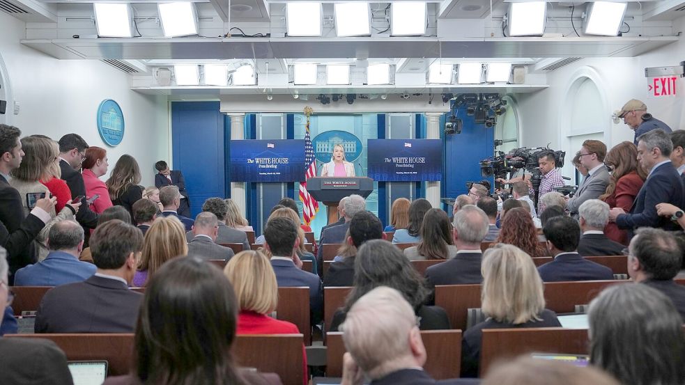 Trump geht immer wieder gegen ihm missliebige Medien vor. (Archivbild) Foto: Julia Demaree Nikhinson/AP/dpa