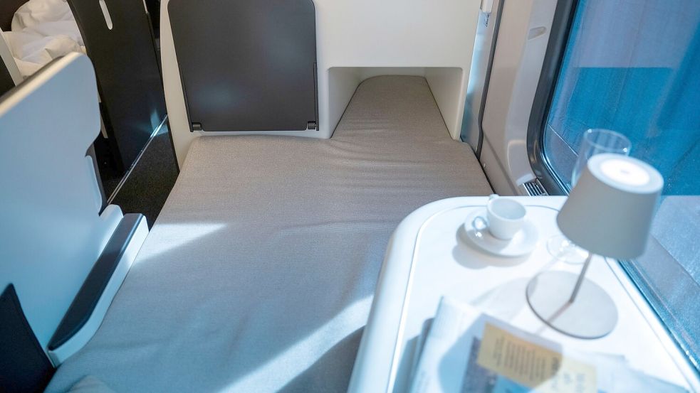 Ab März 2027 will das Start-up Nox eine neue Nachtzugverbindung von Hamburg nach München anbieten - mit Einzel- und Doppelabteilen. Foto: Christophe Gateau/dpa