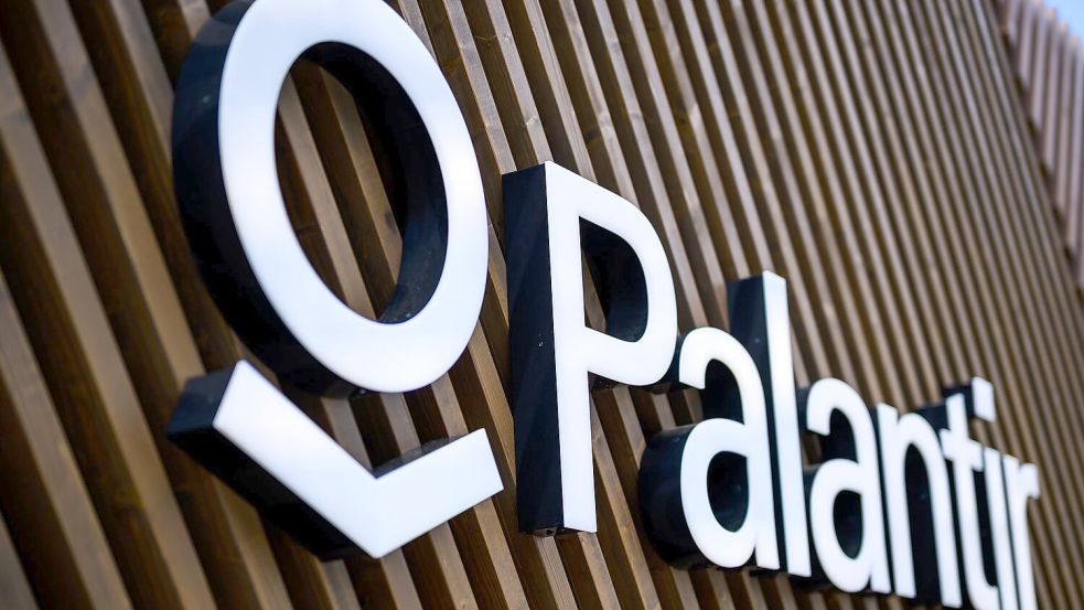 Das US-Unternehmen Palantir entwickelt Software zur Datenanalyse, die unter anderem von Geheimdiensten, Militär und Polizei genutzt wird. (Archivbild) Foto: Gian Ehrenzeller/KEYSTONE/dpa