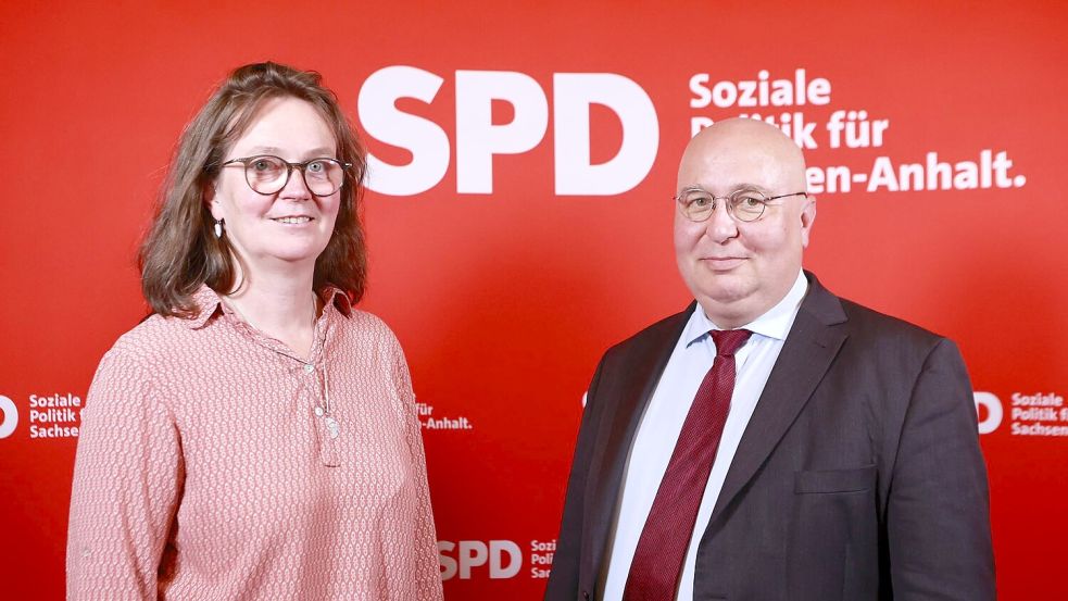 Die SPD-Landeschefs Juliane Kleemann und Andreas Schmidt laden zu Gesprächen ein. (Archivbild) Foto: Matthias Bein/dpa