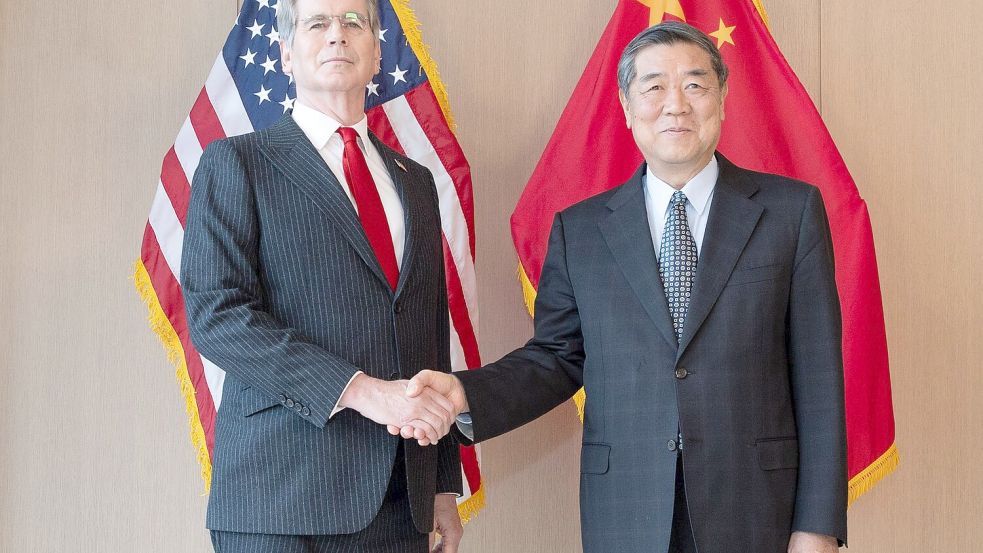 Bessent traf He bereits in New York. (Archivbild) Foto: Bai Xueqi/XinHua/dpa