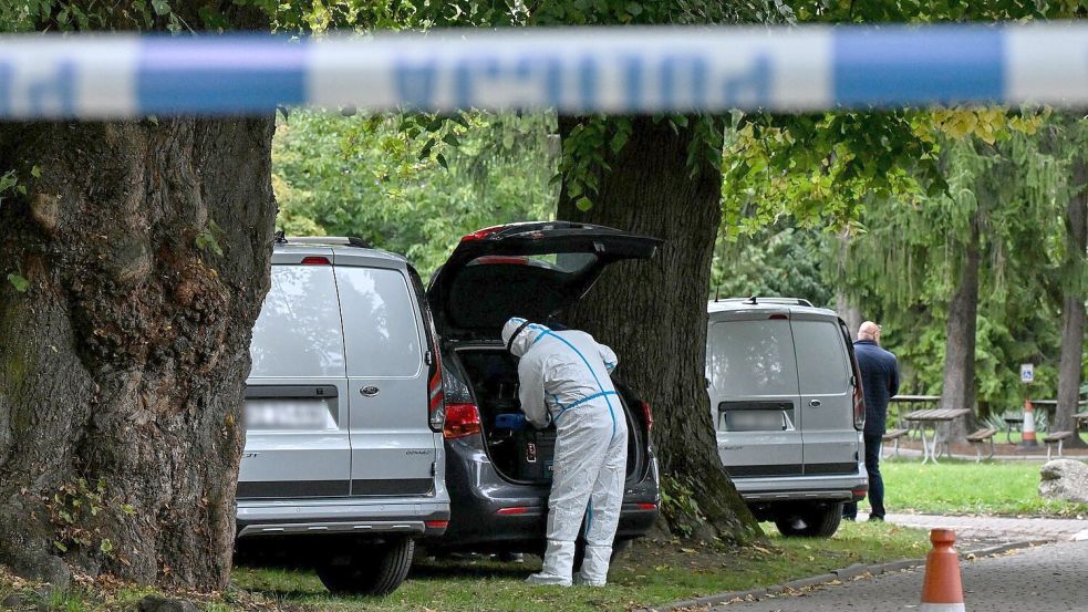 Unter den Opfern des Angriffs in Jaroslaw im Südosten des Landes sind vier Männer, drei davon Geistliche, sowie eine Frau. Foto: Piotr Polak/PAP/dpa