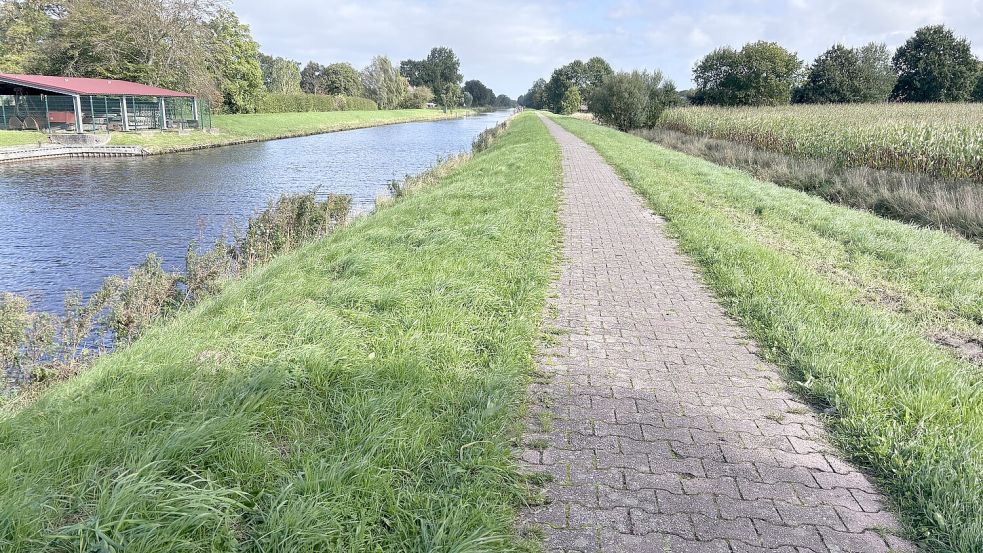 Direkt am Ems-Jade-Kanal ab Fahne liegt der „Hannes-Flesner-Padd“. Foto: Christin Wetzel