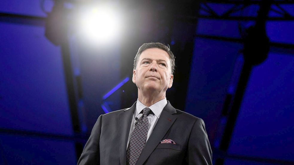 Ex-FBI-Chef Comey hat Ärger wegen eines Fotos von Muscheln am Strand. (Archivbild) Foto: Justin Tang/The Canadian Press/AP/dpa