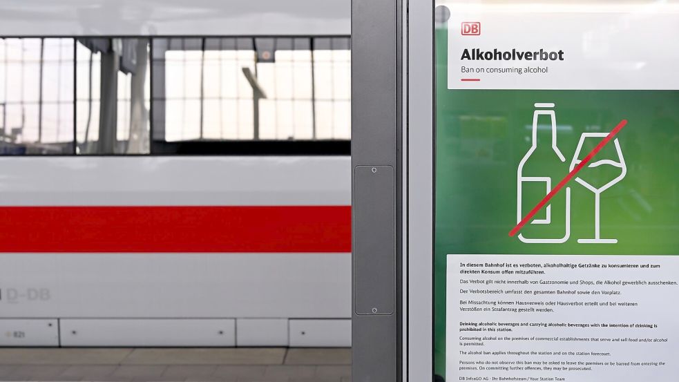 Alkohol in Bahnhöfen will die Deutsche Bahn nicht mehr. (Symbolbild) Foto: Sven Hoppe/dpa