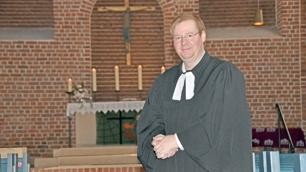Pastor Julien Fuchs soll seinen Dienst im Brookmerland Anfang Dezember offiziell beginnen. Foto: Thomas Dirks