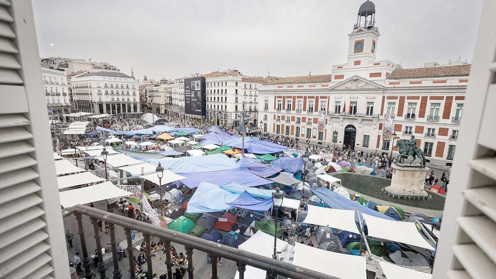 Proteste gab es landesweit. Foto: Carlos Luján/EUROPA PRESS/dpa