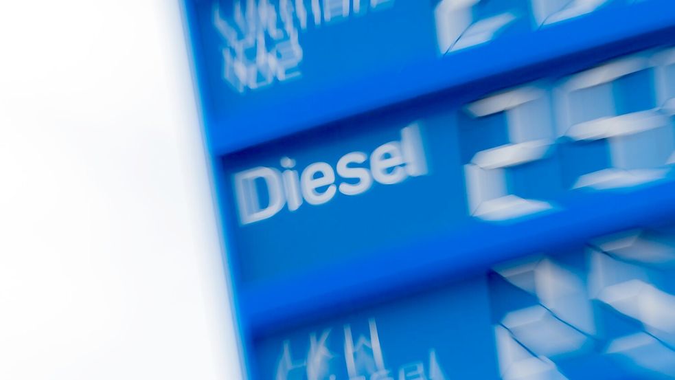Eine mögliche Freigabe von Reserven zu organisieren, sei Aufgabe der Internationalen Energieagentur (IEA), hieß es von der EU-Kommission. (Illustration) Foto: Rolf Vennenbernd/dpa