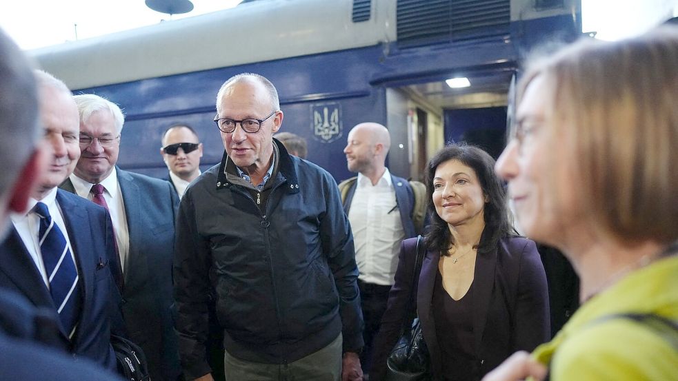 Merz will mit seinem Besuch ein deutliches Signal für die Unterstützung der Ukraine setzen. Foto: Kay Nietfeld/dpa