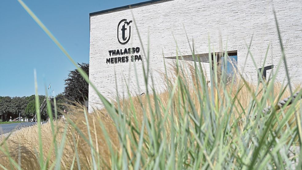 Das Thalasso Meeres Spa in Horumersiel hat sich für die Gemeinde Wangerland und die Wangerland Touristik GmbH (WTG) zu einem Desaster entwickelt. Jetzt listet es der Bund der Steuerzahler als Negativ-Beispiel im „Schwarzbuch“. Foto: Dirk Gabriel-Jügens