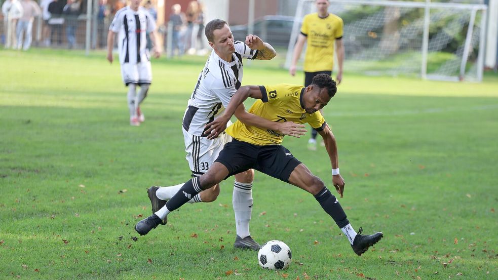 Eintracht Plaggenburg drehte die Partie gegen Weene in den letzten Minuten. Foto: Wilfried Gronewold