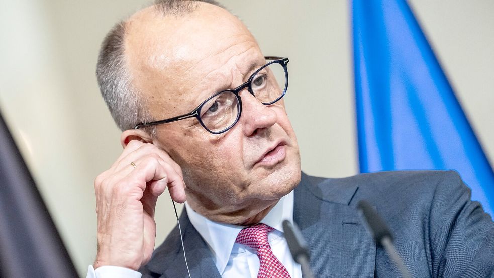 Will nicht, dass seine Abiturnote öffentlich bekannt wird: Bundeskanzler Friedrich Merz. Das ist nicht gerade souverän, aber auch kein wirkliches Problem, oder? Foto: Michael Kappeler/dpa