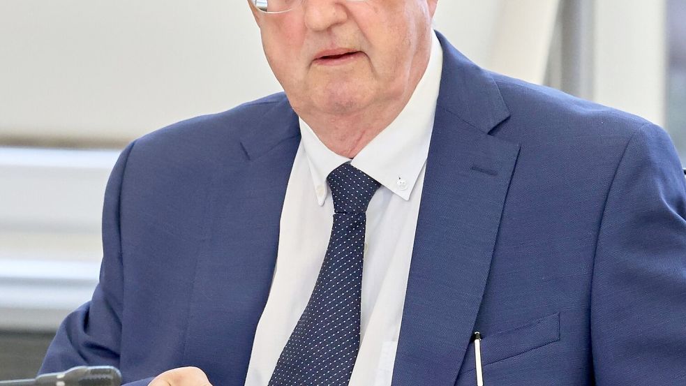 Der Gutachter war seit 28. April an jedem Verhandlungstag dabei.  Foto: Bernd Wüstneck/dpa