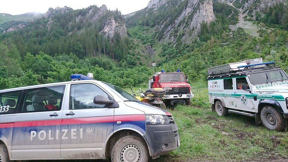 Zwei deutsche Bergsteiger sind nach einer eisigen Nacht aus Bergnot gerettet worden. Foto: Roland Theny/Filmteam-Austria/apa/dpa