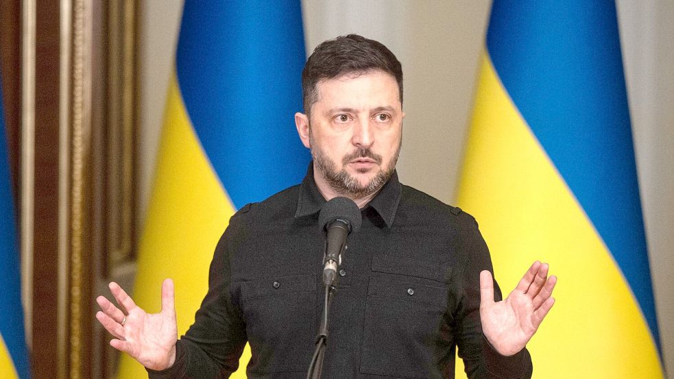 Der ukrainische Präsident Selenskyj fühlt sich von den USA im Stich gelassen. (Archivbild) Foto: Danylo Antoniuk/AP/dpa
