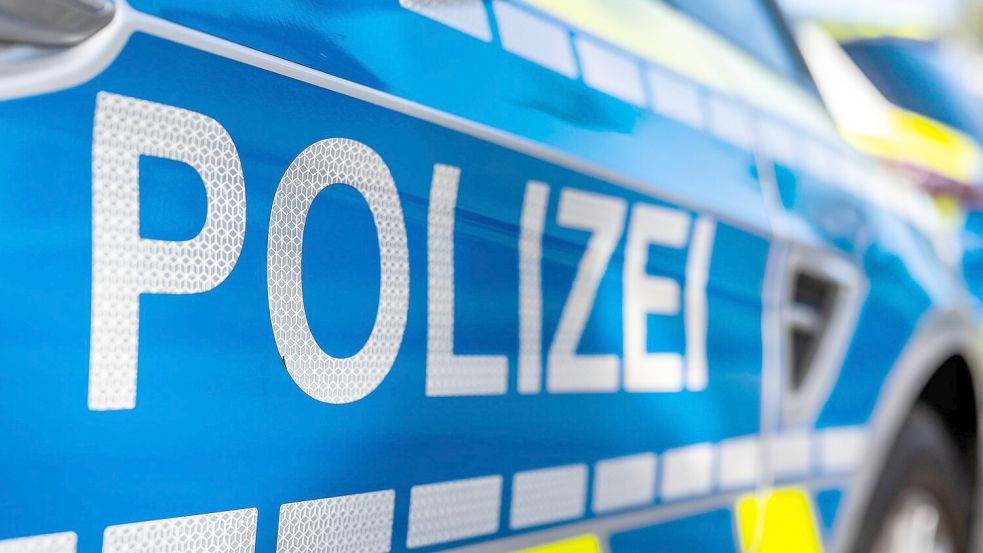 Zwei Männer sollen einem Häftling in Essen zur Flucht verholfen haben. (Symbolbild) Foto: David Inderlied/dpa