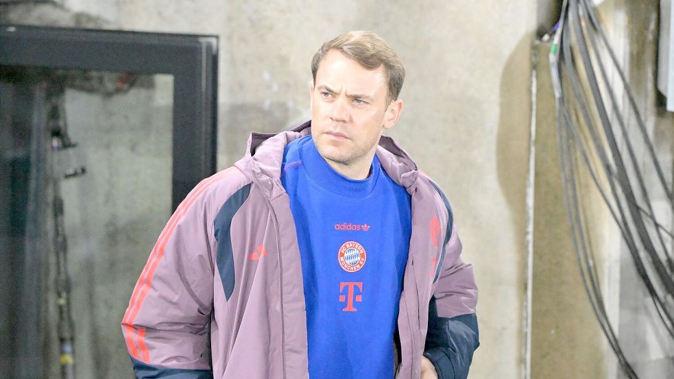 Fehlt er auch gegen Leipzig? Manuel Neuer. (Archivbild) Foto: Peter Kneffel/dpa